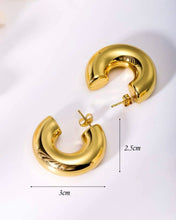 Cargar imagen en el visor de la galería, THICK GOLDEN  HOOPS