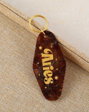 Laden Sie das Bild in den Galerie-Viewer, ZODIAC KEYCHAIN