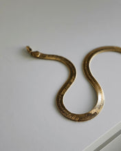 Laden Sie das Bild in den Galerie-Viewer, SNAKE  CHAIN