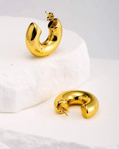 THICK GOLDEN  HOOPS