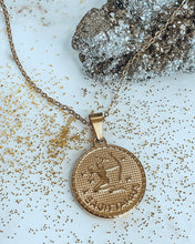 Laden Sie das Bild in den Galerie-Viewer, ZODIAC NECKLACE